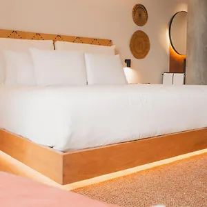 Topá House Medellín